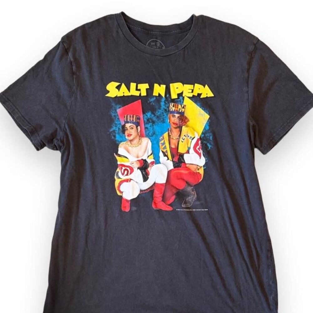 Lee Salt-N-Pepa Black Graphic T-Shirt Size Small